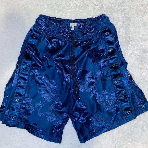 Silence + Noise Snap / Flyaway Silk Basketball Shorts - Picture 1 of 3